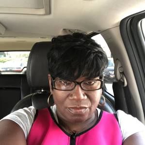 Meet your Posher, Deborah